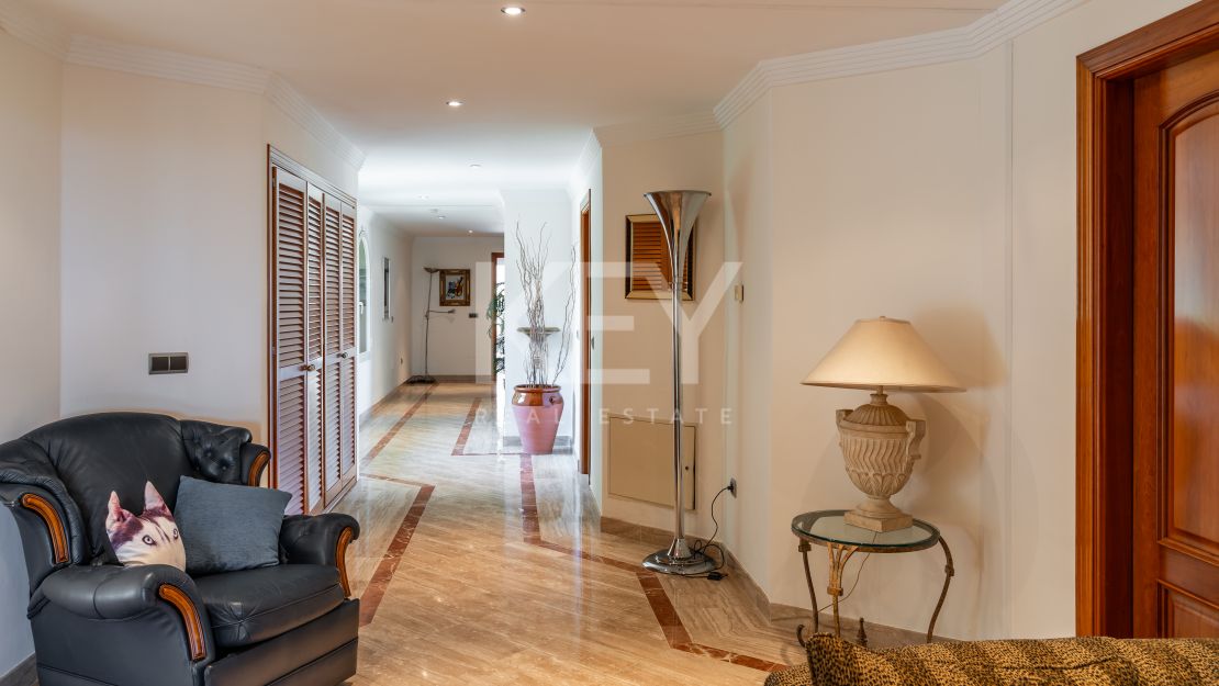 Villa with Sea Views in Benahavis, Marbella