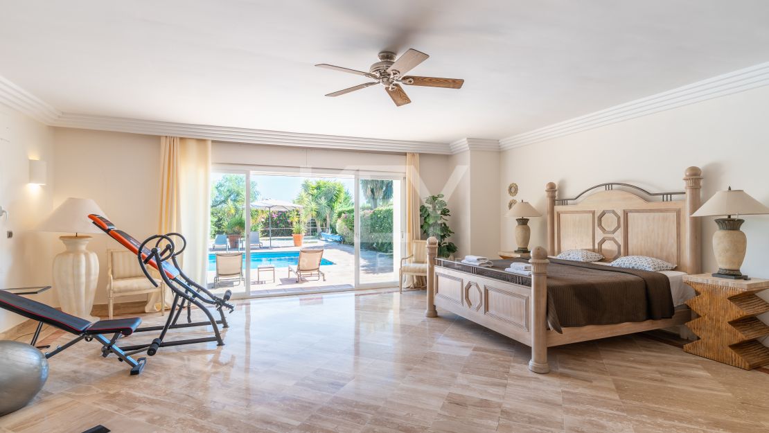 Villa with Sea Views in Benahavis, Marbella