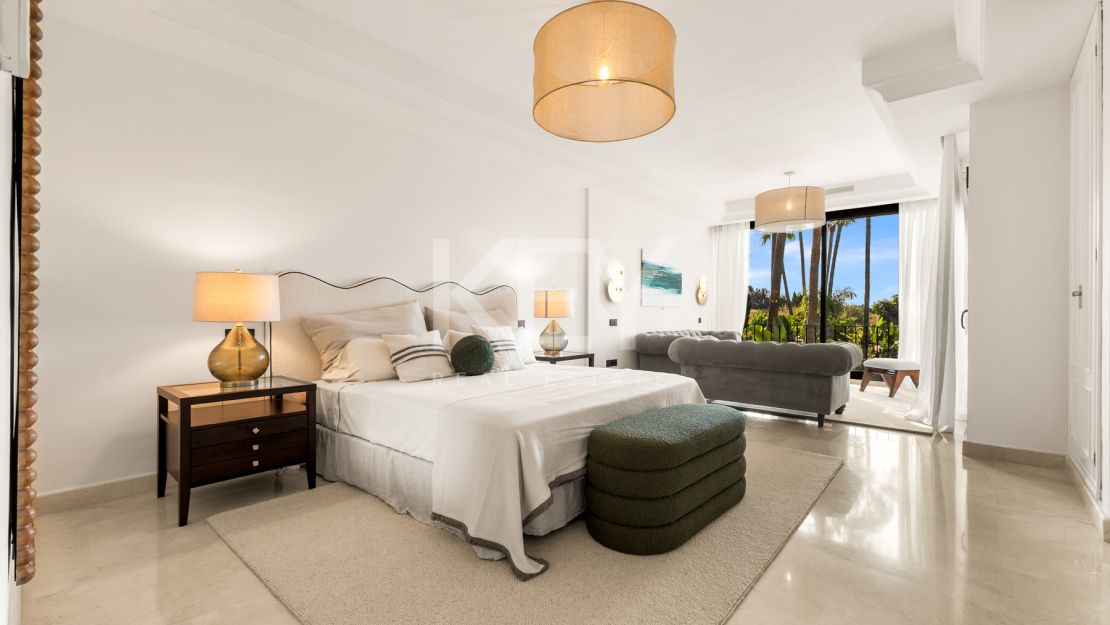 Una Casa de 5 Dormitorios muy Codiciada en Alzambra del Mar, Marbella.