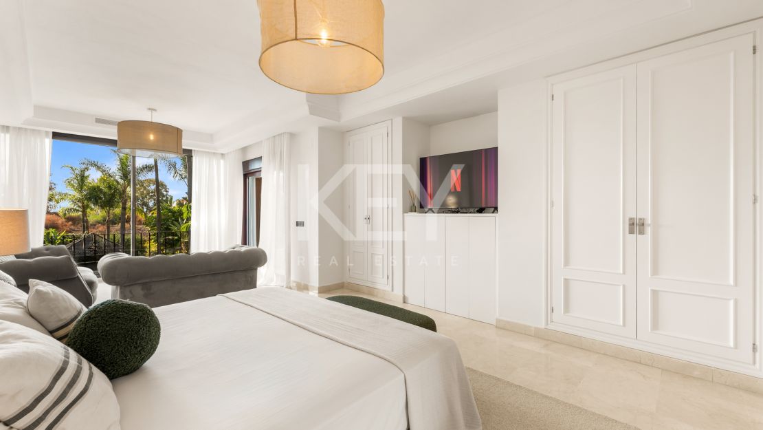 Una Casa de 5 Dormitorios muy Codiciada en Alzambra del Mar, Marbella.