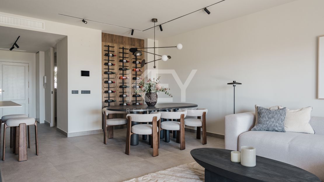 Fully Renovated Apartment with Sea Views in Niena Andalucia, Marbella