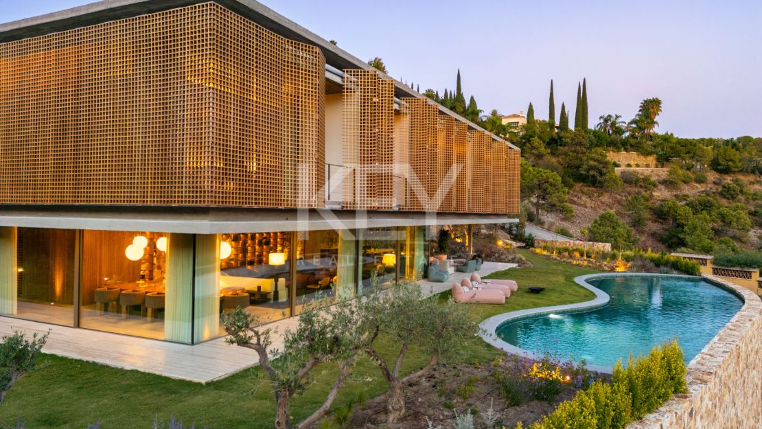 Stunning Villa with Sea Views and Cutting-Edge Design in El Madroñal, Benahavis, Marbella
