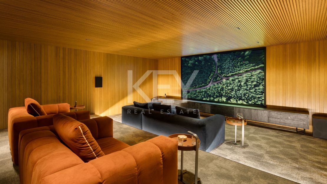 Stunning Villa with Sea Views and Cutting-Edge Design in El Madroñal, Benahavis, Marbella