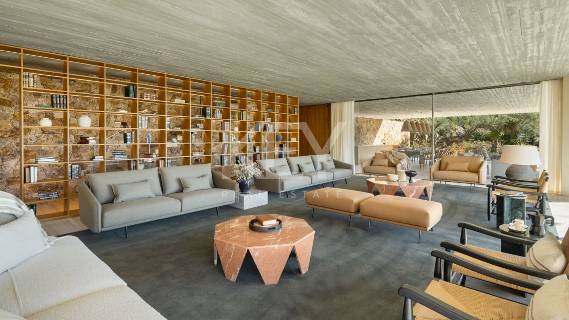 Stunning Villa with Sea Views and Cutting-Edge Design in El Madroñal, Benahavis, Marbella