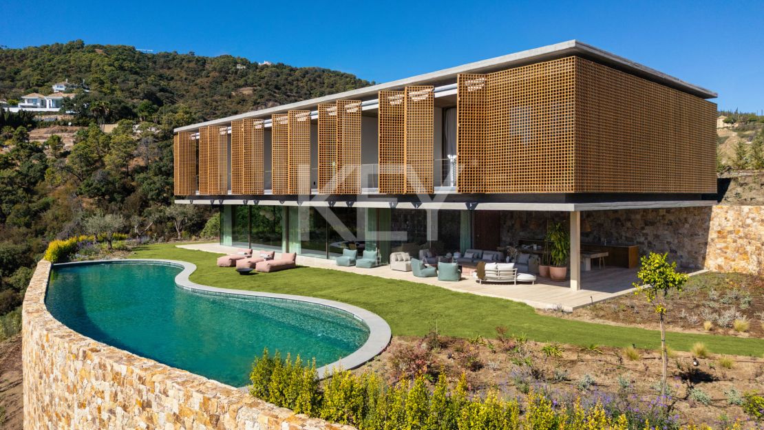 Stunning Villa with Sea Views and Cutting-Edge Design in El Madroñal, Benahavis, Marbella