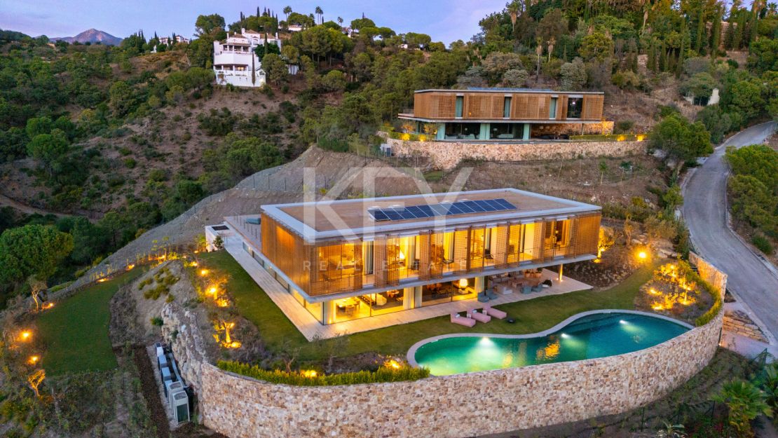 Stunning Villa with Sea Views and Cutting-Edge Design in El Madroñal, Benahavis, Marbella