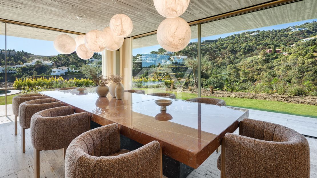 Stunning Villa with Sea Views and Cutting-Edge Design in El Madroñal, Benahavis, Marbella