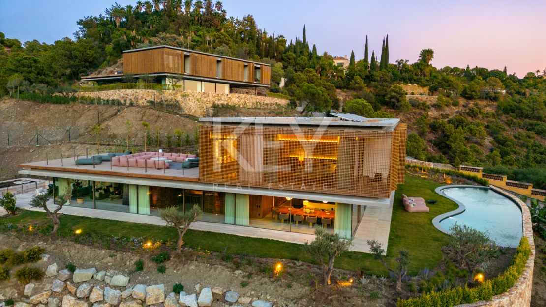 Stunning Villa with Sea Views and Cutting-Edge Design in El Madroñal, Benahavis, Marbella