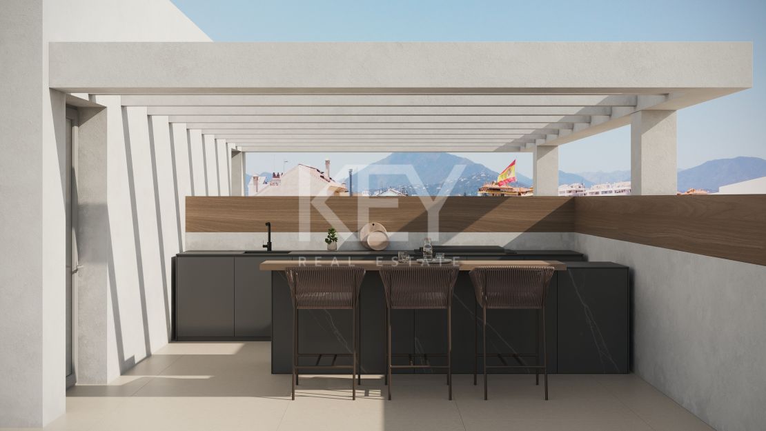 New Spacious 3-bedroom apartment with sea views from private solarium in San Pedro, Marbella