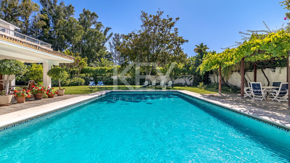 Beachside 5-Bedroom Villa in Estepona