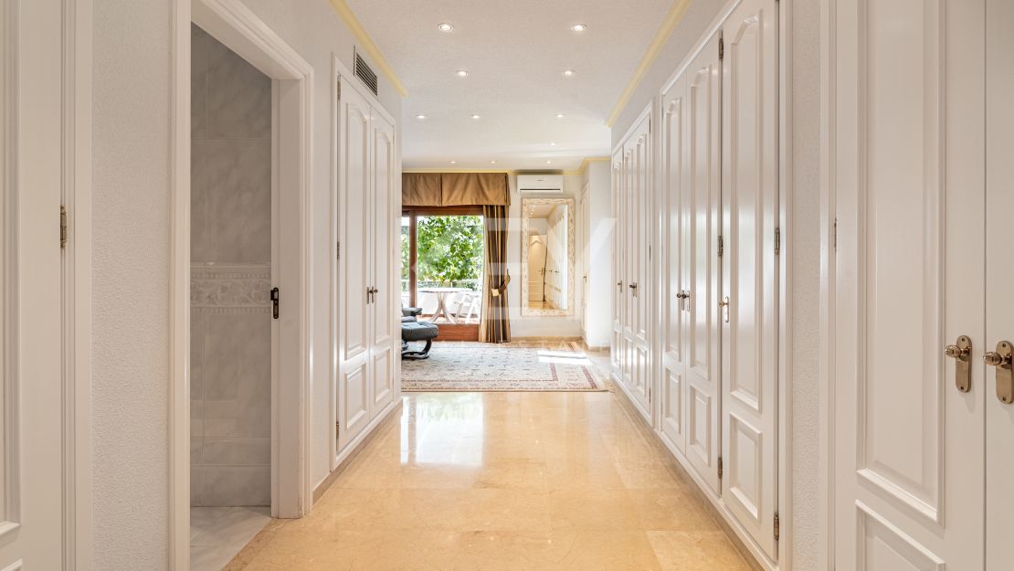 Beachside 5-Bedroom Villa in Estepona