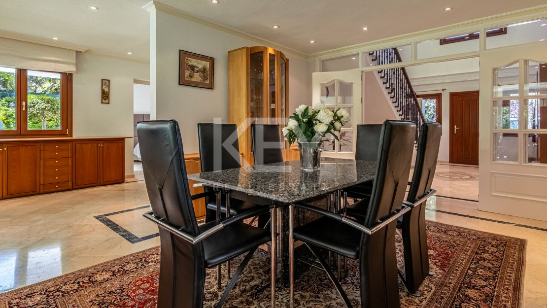 Beachside 5-Bedroom Villa in Estepona