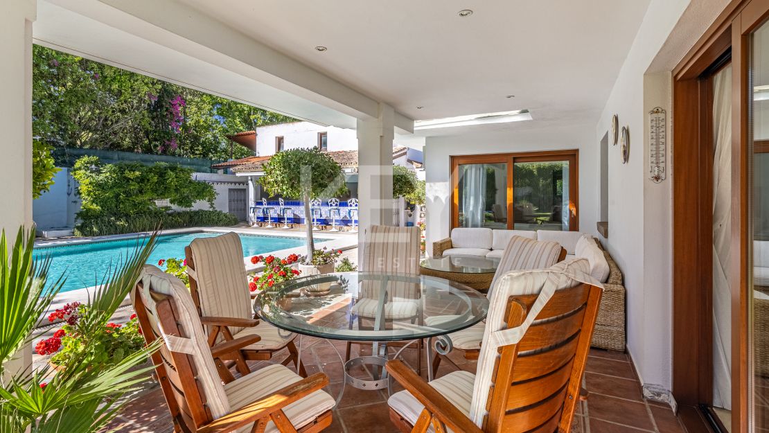 Beachside 5-Bedroom Villa in Estepona