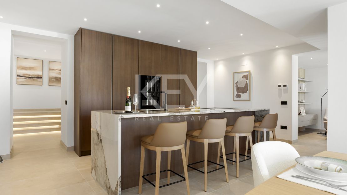 Luxury Villa for sale in Guadalmina near Golf and Beach