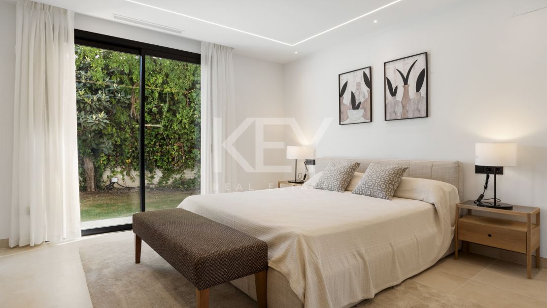 Luxury Villa for sale in Guadalmina near Golf and Beach