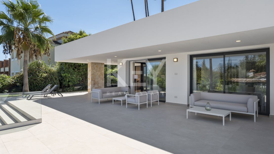 Luxury Villa for sale in Guadalmina near Golf and Beach