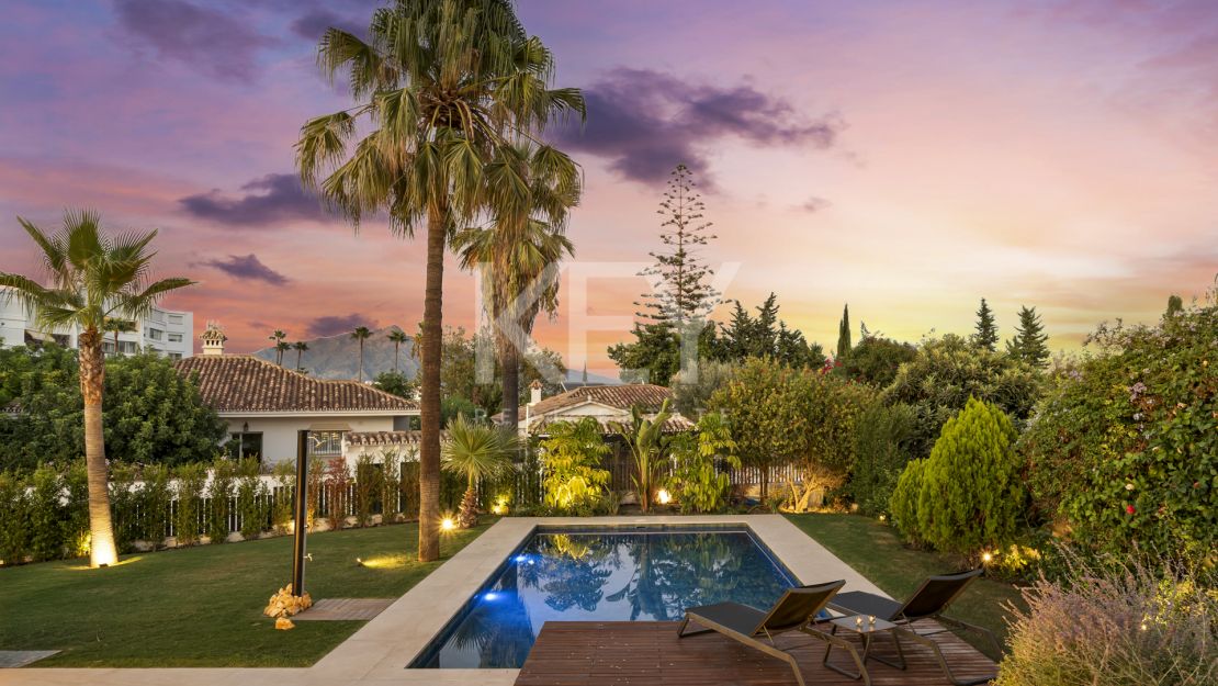 Luxury Villa for sale in Guadalmina near Golf and Beach