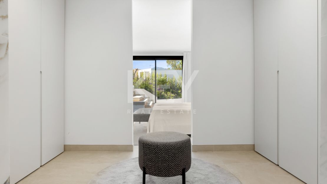 Luxury Villa for sale in Guadalmina near Golf and Beach