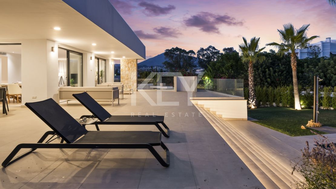 Luxury Villa for sale in Guadalmina near Golf and Beach