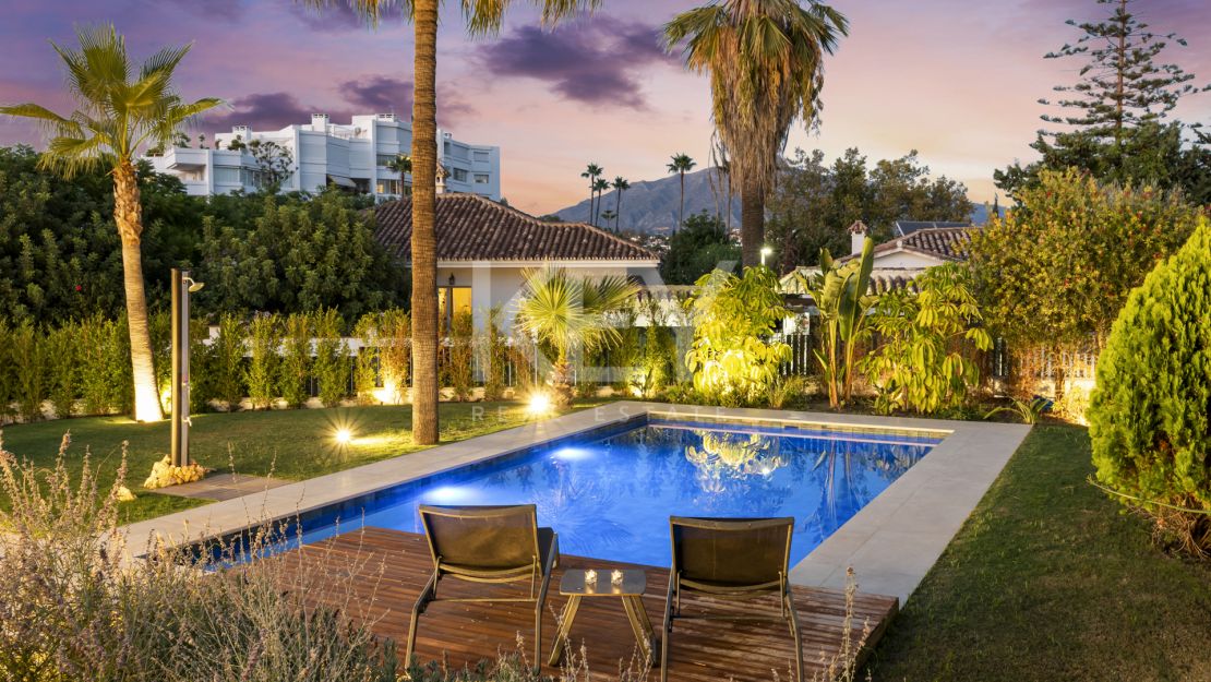 Luxury Villa for sale in Guadalmina near Golf and Beach