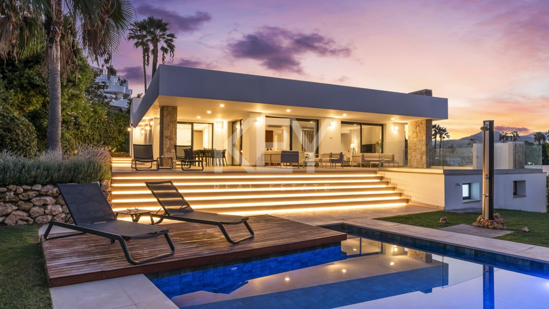 Luxury Villa for sale in Guadalmina near Golf and Beach