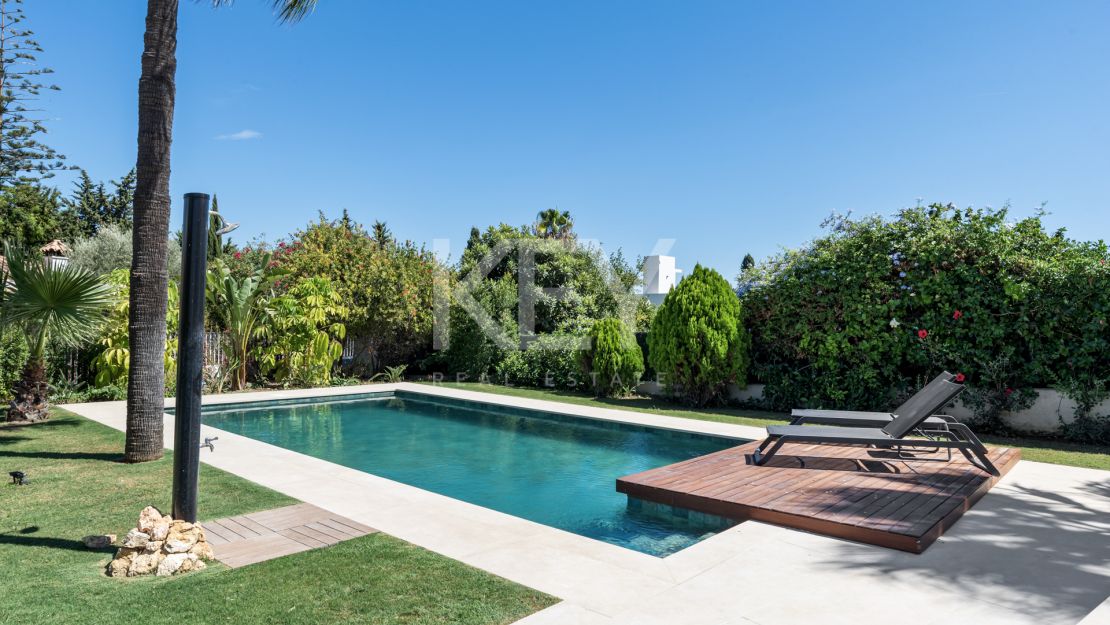 Luxury Villa for sale in Guadalmina near Golf and Beach