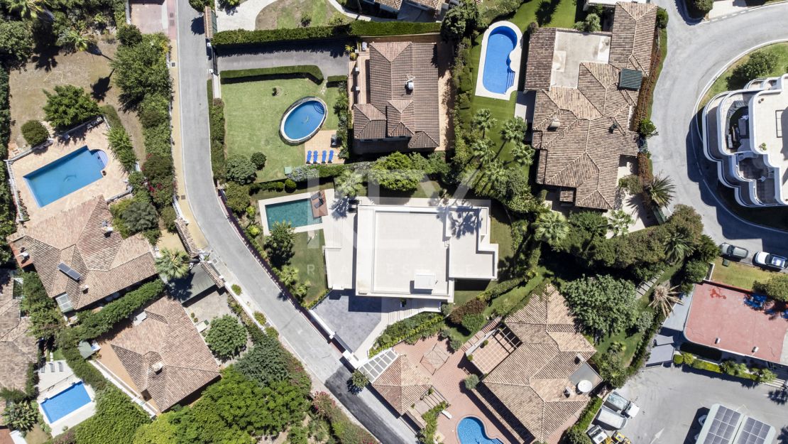 Luxury Villa for sale in Guadalmina near Golf and Beach