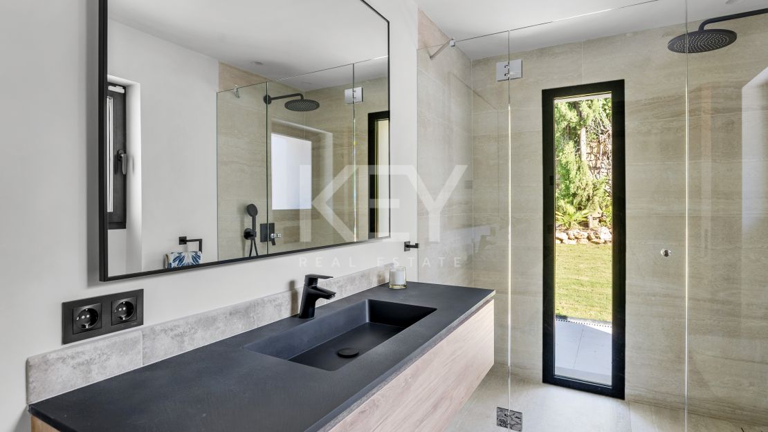 Stunning Stylish villa in the heart of Nueva Andalucía, Marbella