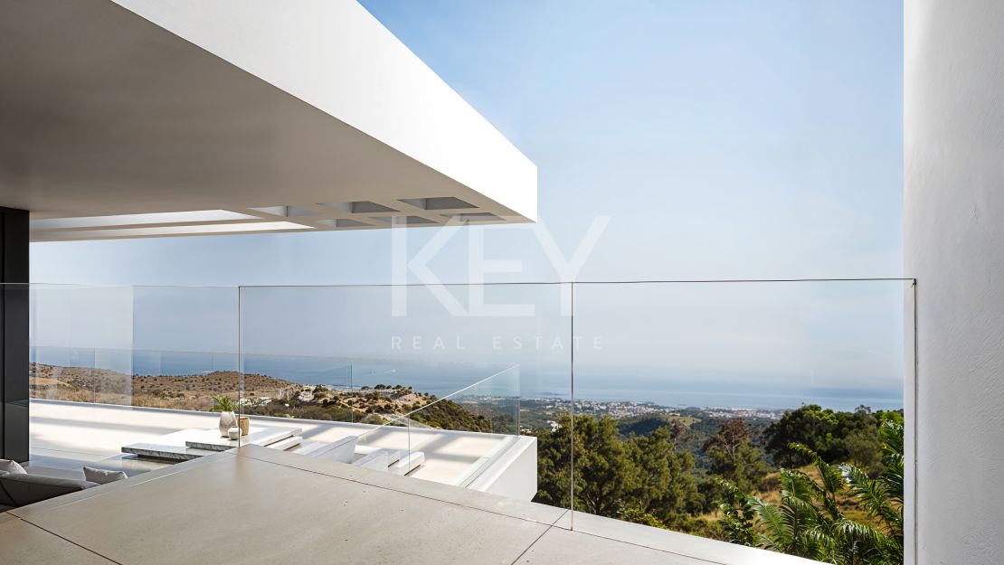 Brand New Exclusive Villa With Panoramic Sea Views in Monte Mayor, Benahavis
