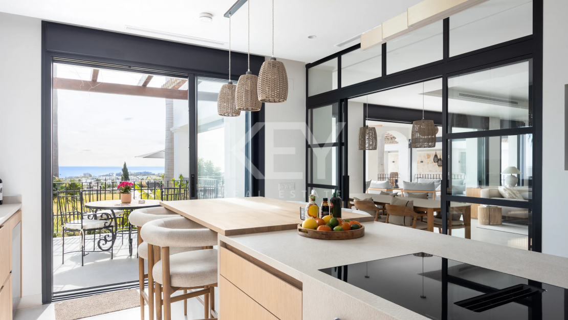 Modern Andalusian Villa with Panoramic Sea Views – Los Flamingos, Benahavís