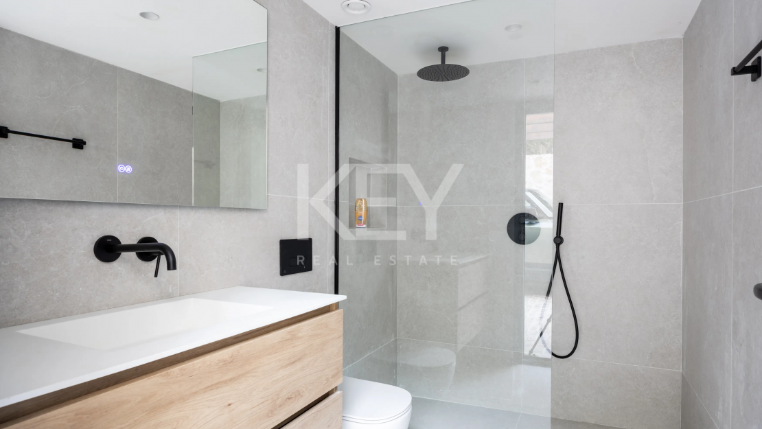 Modern Andalusian Villa with Panoramic Sea Views – Los Flamingos, Benahavís