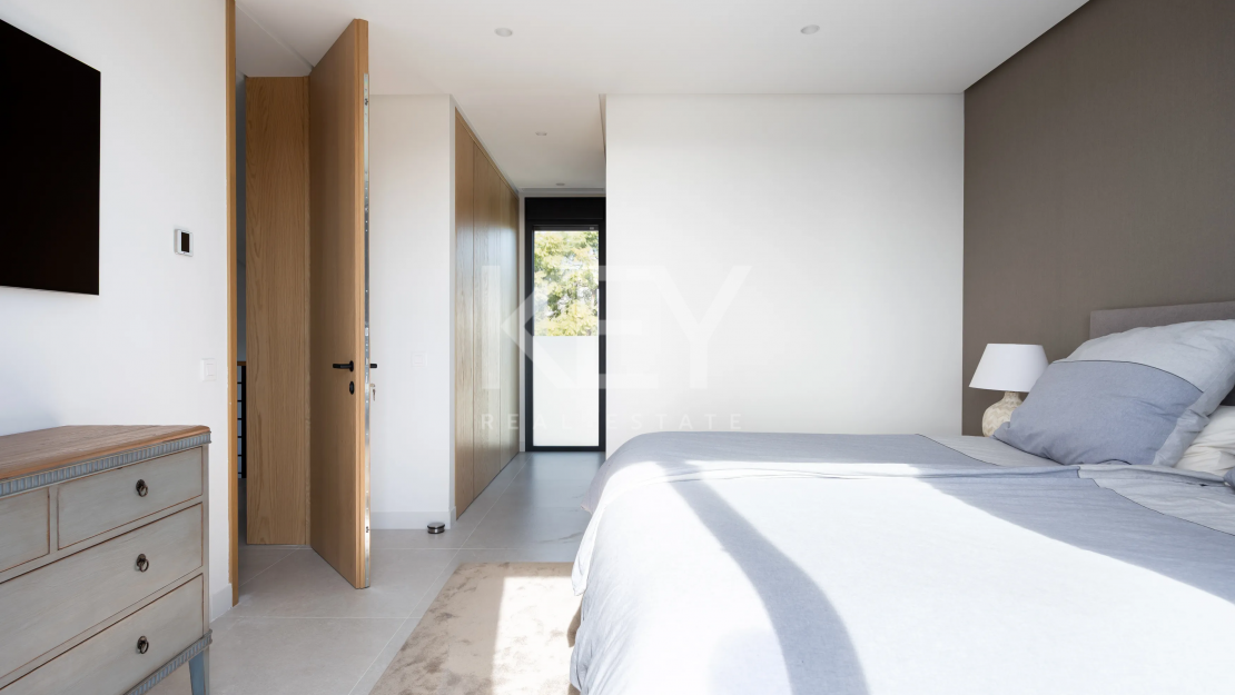 Modern Andalusian Villa with Panoramic Sea Views – Los Flamingos, Benahavís