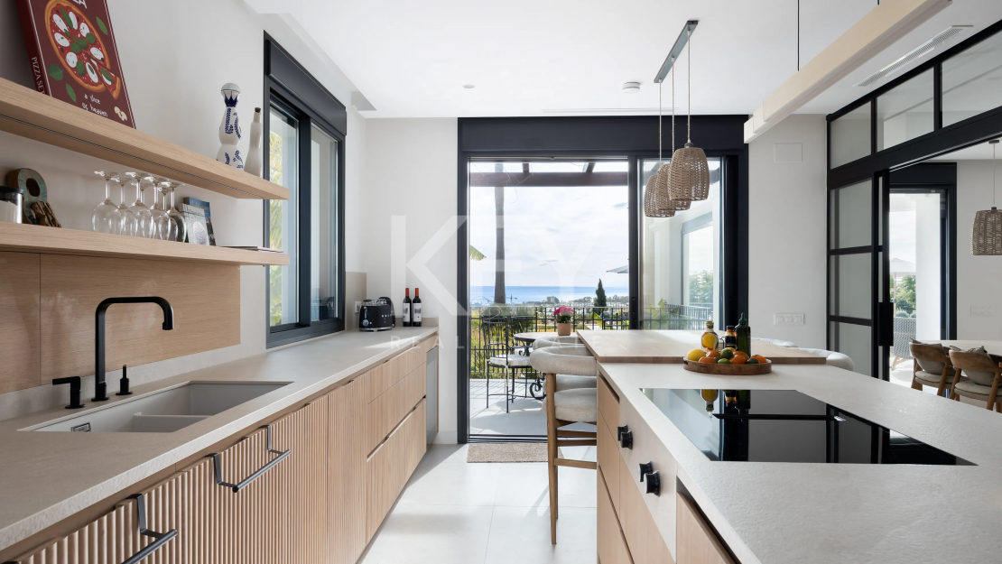 Modern Andalusian Villa with Panoramic Sea Views – Los Flamingos, Benahavís