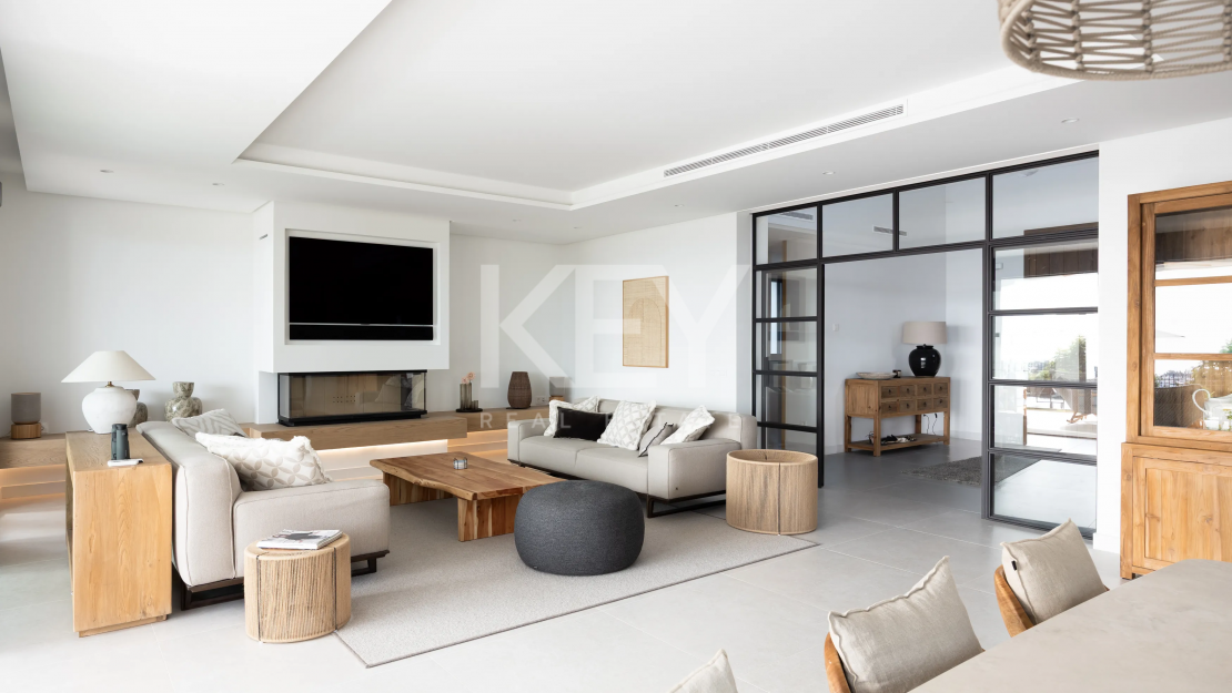 Modern Andalusian Villa with Panoramic Sea Views – Los Flamingos, Benahavís