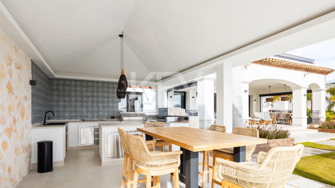 Modern Andalusian Villa with Panoramic Sea Views – Los Flamingos, Benahavís