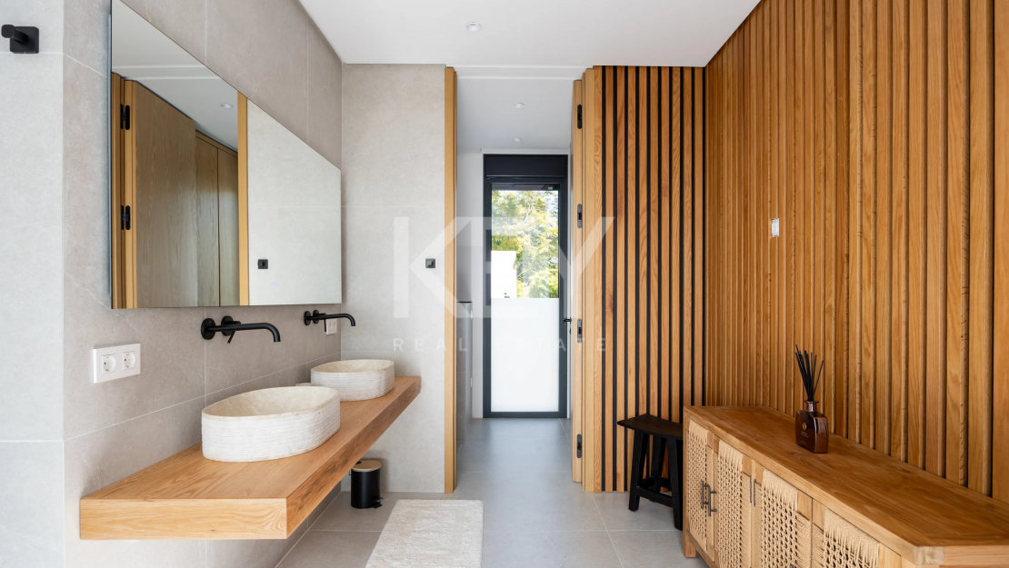 Modern Andalusian Villa with Panoramic Sea Views – Los Flamingos, Benahavís