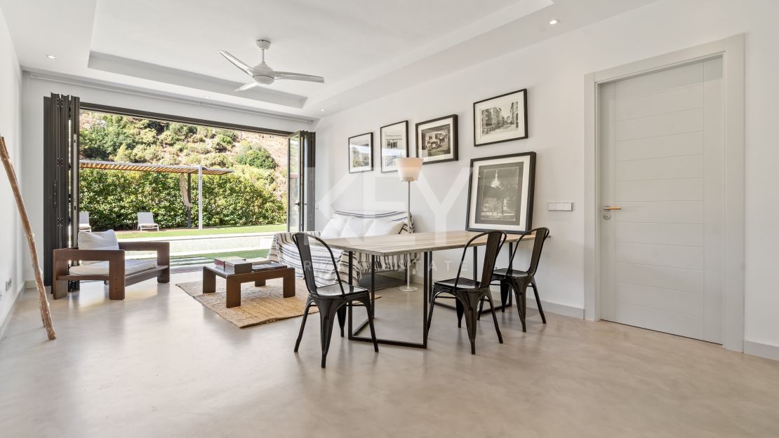 Modern Hillside Villa with Breathtaking Mountain and Sea Views in El Madroñal, Benahavis