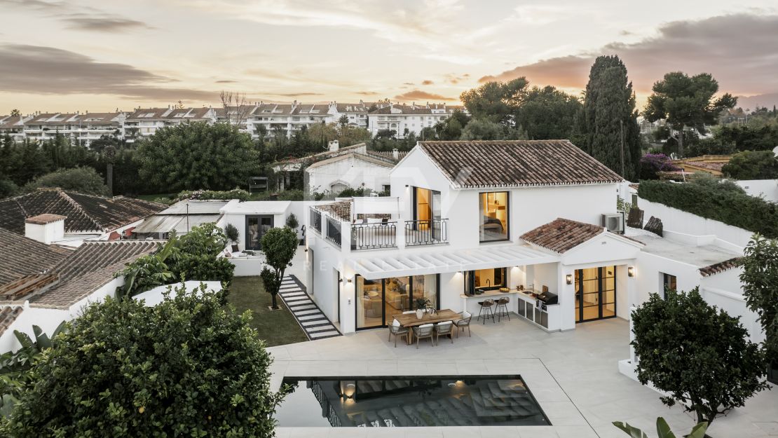 Encantadora villa contemporánea cerca de la playa, Marbella