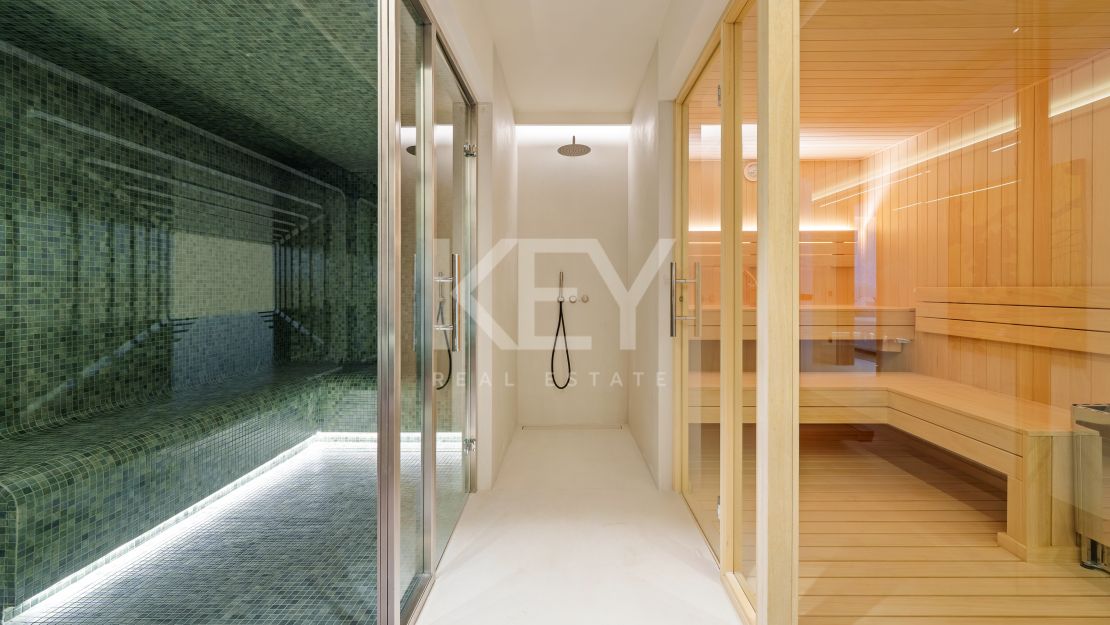 Charming Contemporary Villa near the Beach, Marbella