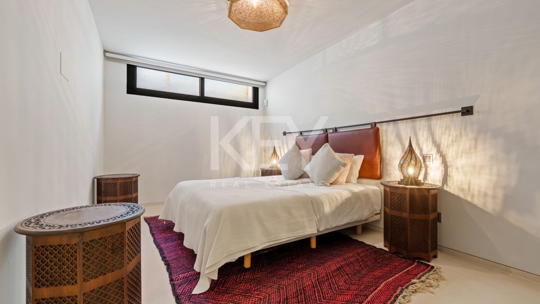 Elegant Villa with Great Views in Nueva Andalucia, Marbella