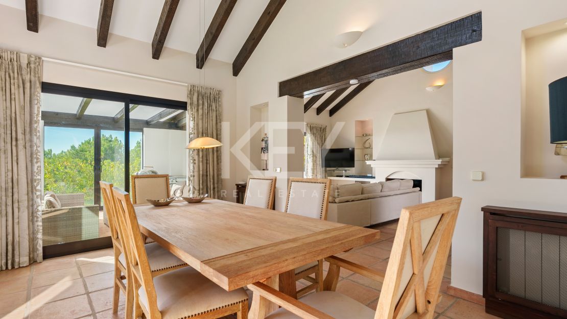 Amazing South Facing Villa on a Privileged Hillside in Benahavis