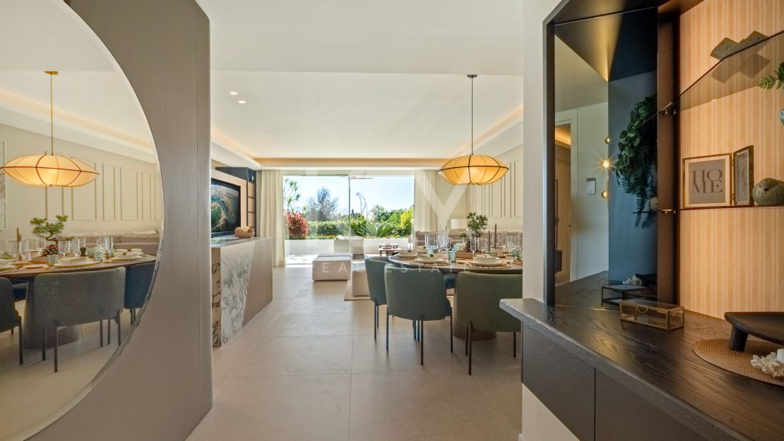 Newly reformed 4 bedroom Marbella Golden Mile apartment with spacious terrace in Monte Paraiso