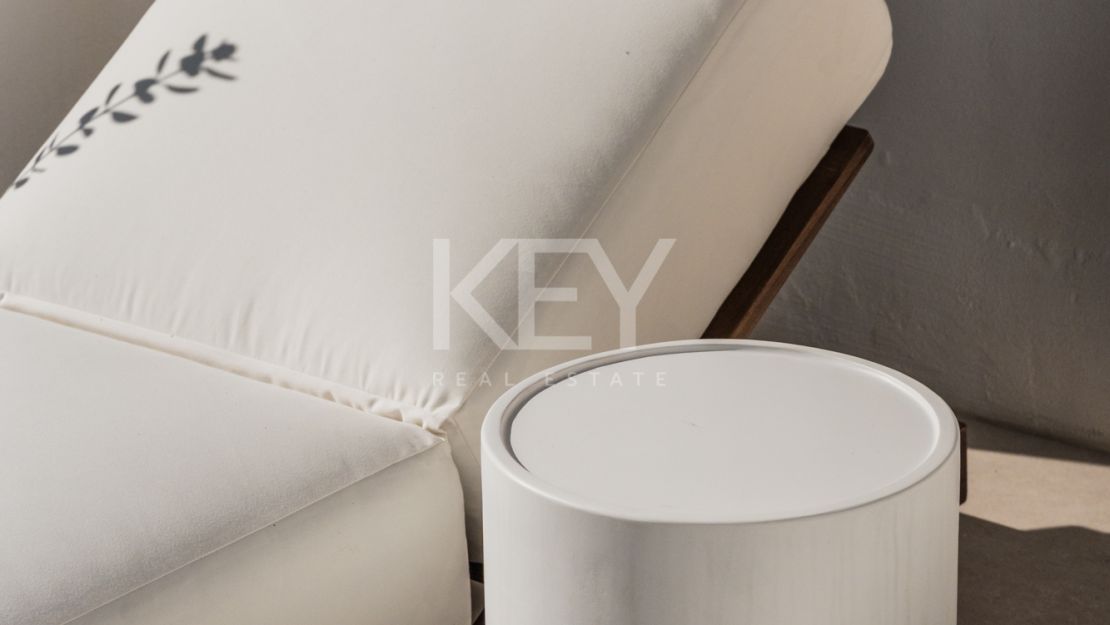 Luxury Semi detached Villa in Altos de Puente Romano – Marbella Golden Mile