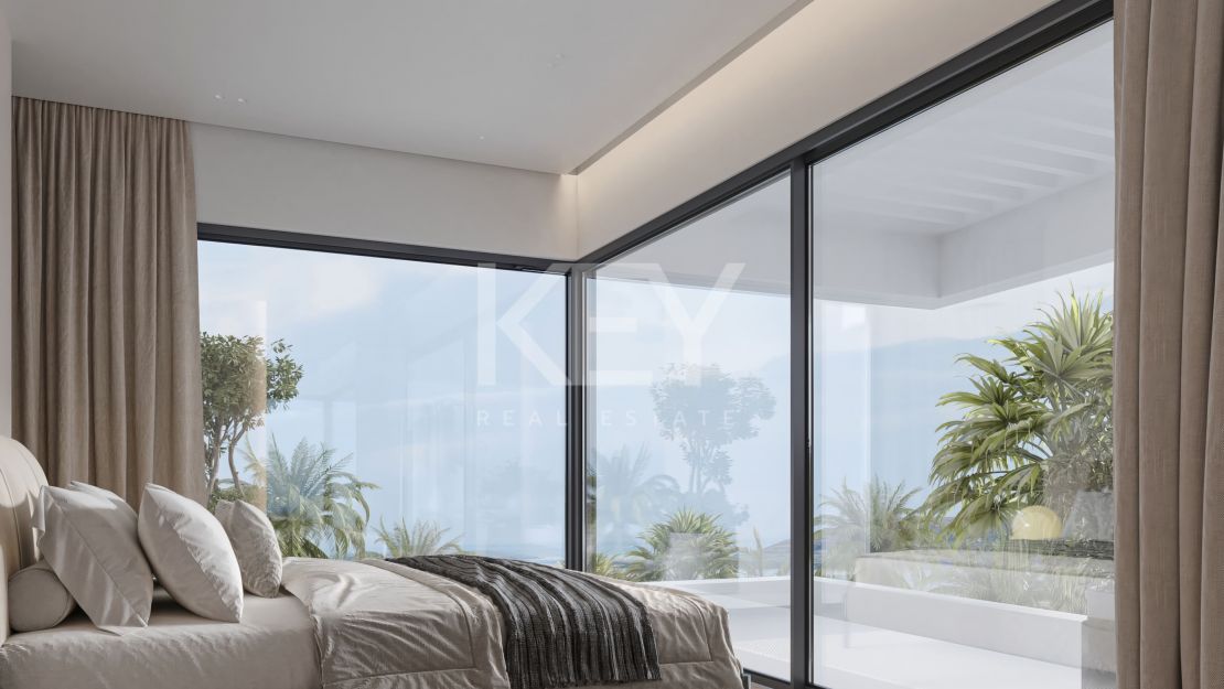 Villas in just 200 meters from the beach in Calahonda