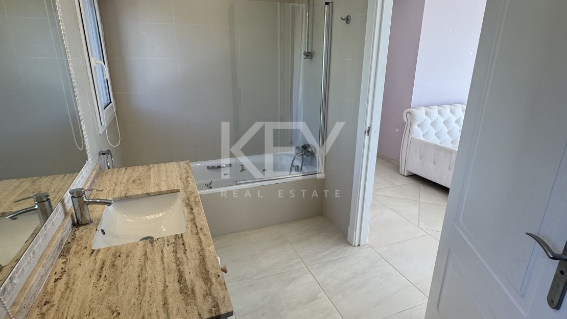 Luxury Villa with Panoramic Views in Los Flamingos, Benahavís, Marbella