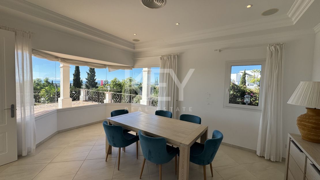 Luxury Villa with Panoramic Views in Los Flamingos, Benahavís, Marbella