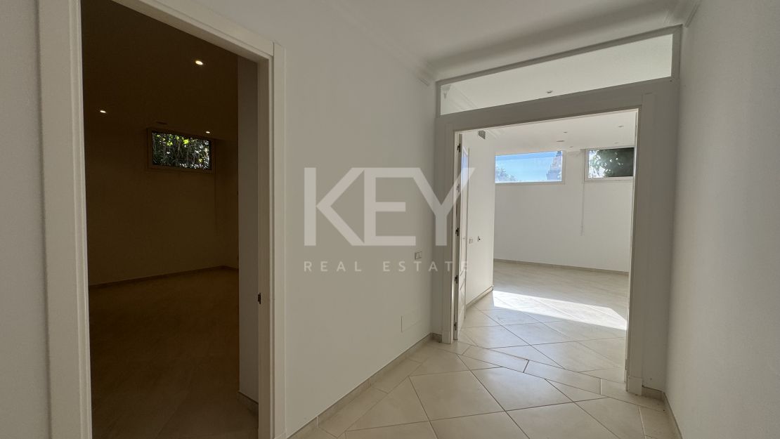 Luxury Villa with Panoramic Views in Los Flamingos, Benahavís, Marbella