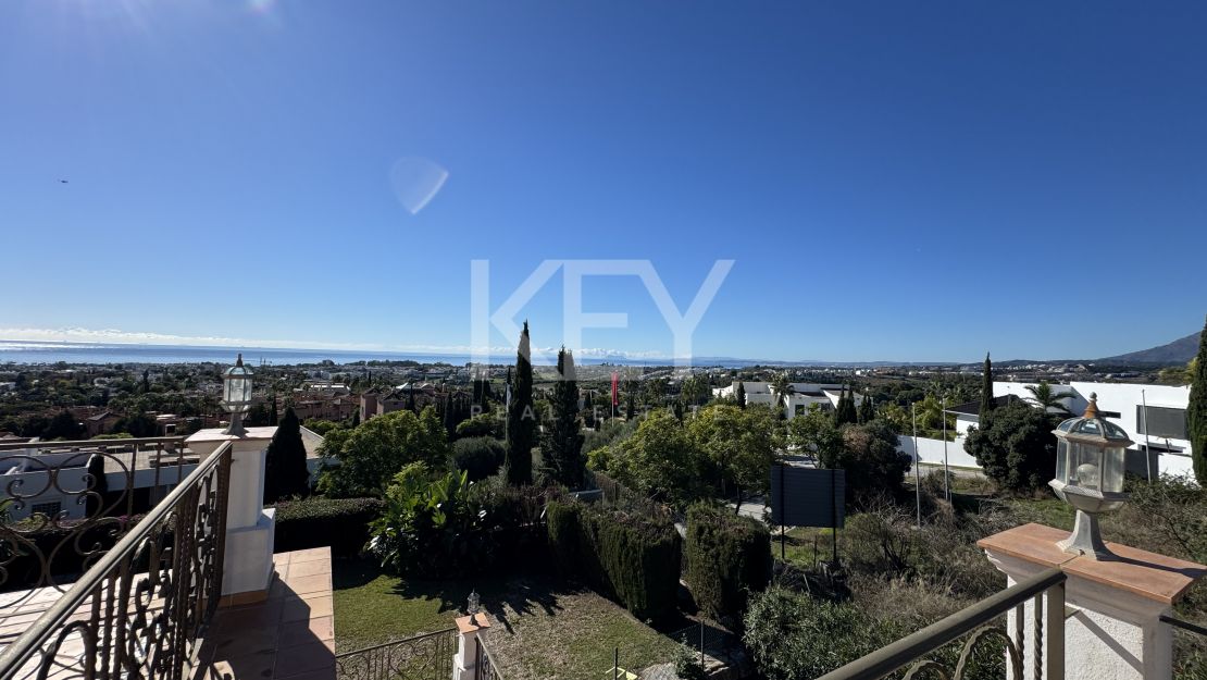Luxury Villa with Panoramic Views in Los Flamingos, Benahavís, Marbella