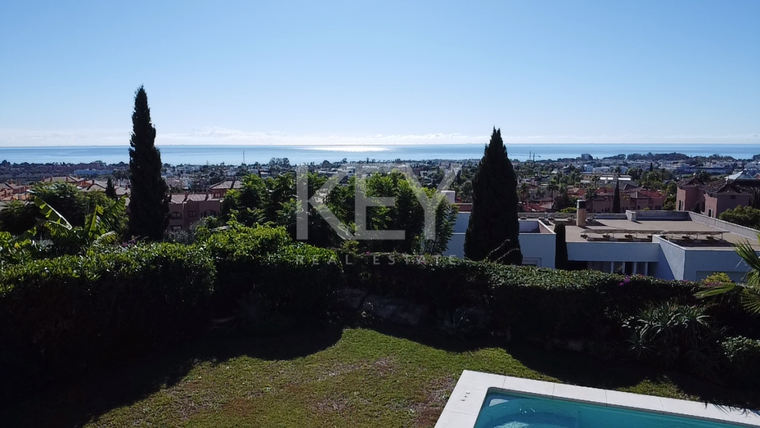 Luxury Villa with Panoramic Views in Los Flamingos, Benahavís, Marbella