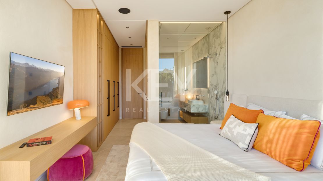 Brand-new Luxury Villa with Sea Views in Secure Gated El Madroñal, Benahavis, Marbella